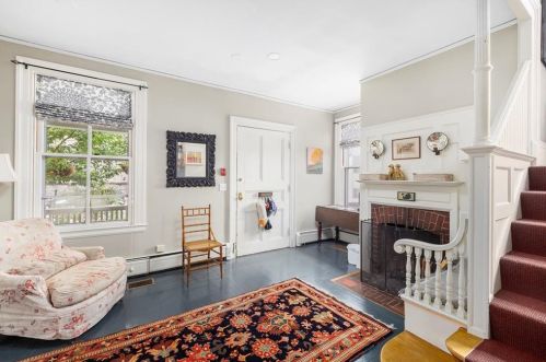 240 Hope St, Providence RI  02906-2212 exterior