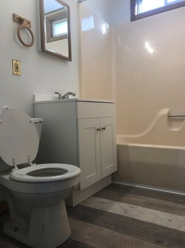 101 Lamont St, Springfield MA 01119-1422 exterior