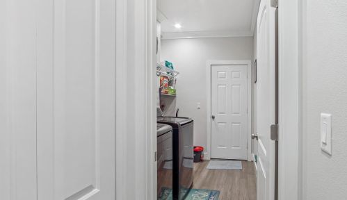 157 Lake Juniper Cir, Defuniak Springs FL 32433-3531 exterior