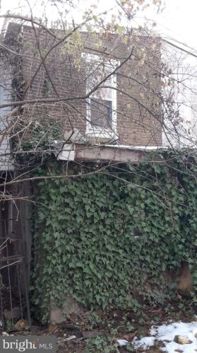 204 Spg St, Trenton NJ 08618-4611 exterior