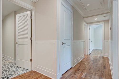 29 Hickory Pl, Livingston NJ  07039-3614 exterior