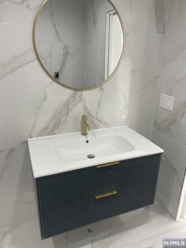 511 St, Union City NJ 07087-2615 exterior