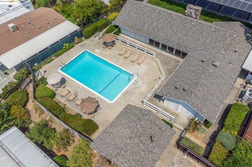 188 Rose Marie Ln, Concord CA 94518-2013 exterior