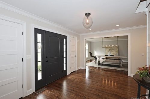 94 Spectacle Ln, Ridgefield CT 06877-5715 exterior