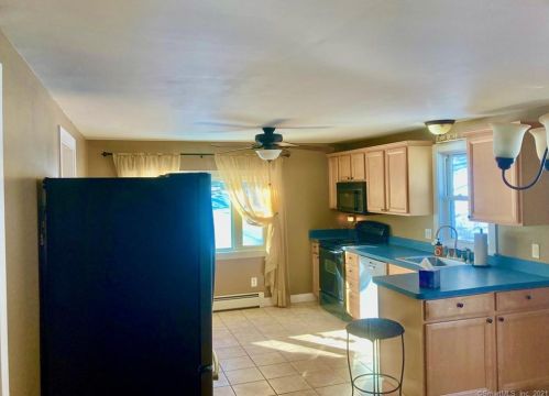 315 Litchfield Rd, Torrington CT 06791-2101 exterior