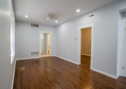 614 Lockwood Ave, Chicago IL 60638-1712 exterior