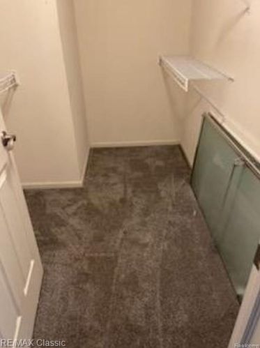 22105 Alexa Dr, Walled Lake MI  48390-5842 exterior