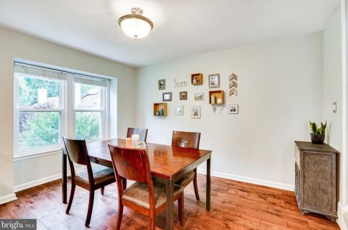 9667 Pierrpont St, Springfield VA  22015-1866 exterior