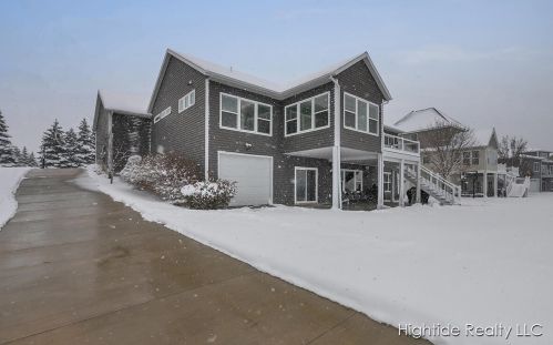 1732 68 St, Byron Township MI 49315-7923 exterior