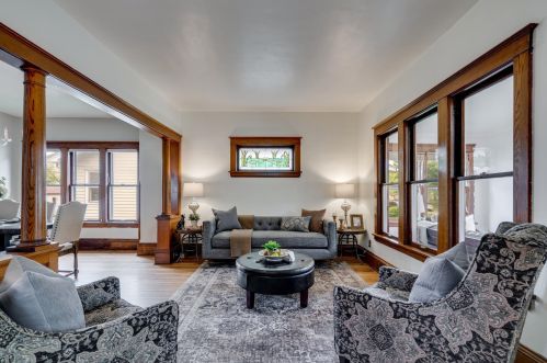 1299 Blair Ave, Saint Paul MN 55104-2008 exterior