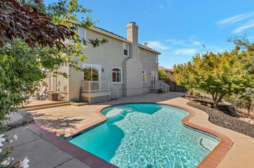 5087 Mertola Dr, Folsom, CA 95762-7552