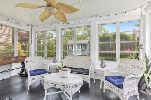 2 Lenhome Dr, Cranford NJ 07016-2954 exterior