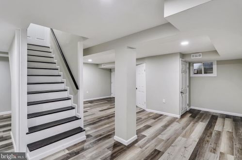 917 Northwest Dr, Silver Spring MD  20901-1435 exterior