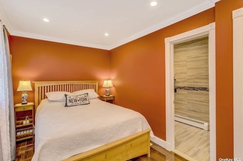 34 Fielding Ave, Huntington Station NY 11746-6731 exterior