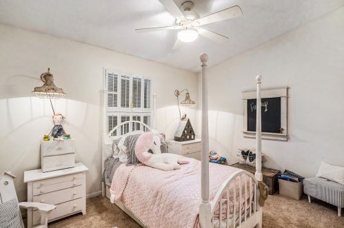 3272 Thorncrest Dr, Grand Rapids MI 49546-7353 exterior