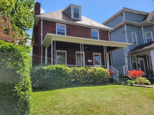 1601 Aurelius St, Pittsburgh PA  15218-2001 exterior