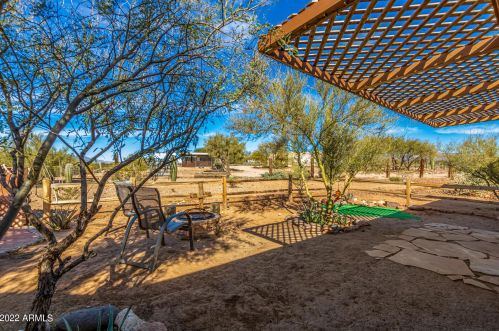 50608 33rd Ave, Phoenix AZ 85041-6330 exterior