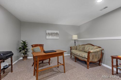 1631 Lisa Dr, Byron Township MI 49315-8122 exterior