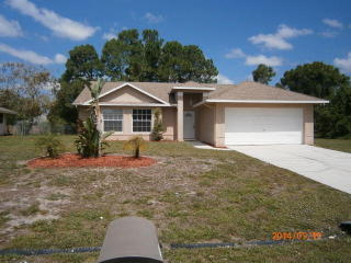 549 Cherryhill Rd, Fort Pierce FL  34953-6222 exterior