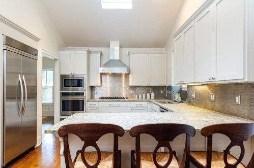 2150 Monterey Dr, Atlanta GA 30318-1725 exterior