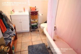 7 Barrows St, Boston MA  02134-2408 exterior