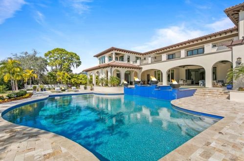 2621 Dundee St, Tampa FL  33629-7516 exterior