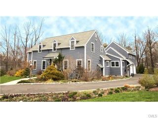 37 Griffith Ln, Ridgefield CT  06877-4401 exterior