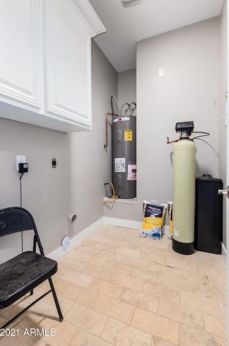 3605 69th Ave, Phoenix AZ 85043-3325 exterior