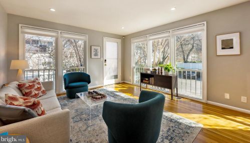 710 3 St, Washington DC 20001-2625 exterior