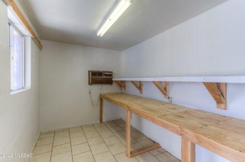 6840 Baker St, Tucson AZ  85710-2229 exterior