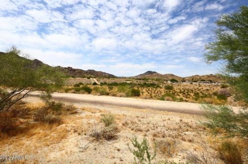 10012 5th St, Phoenix AZ  85042-8311 exterior