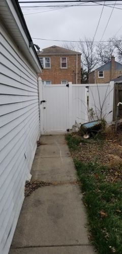 2003 18 Ave, Broadview IL 60155-3927 exterior