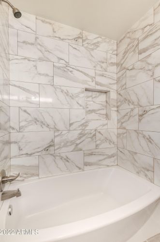 2840 Charleston Ave, Phoenix AZ 85032-9550 exterior