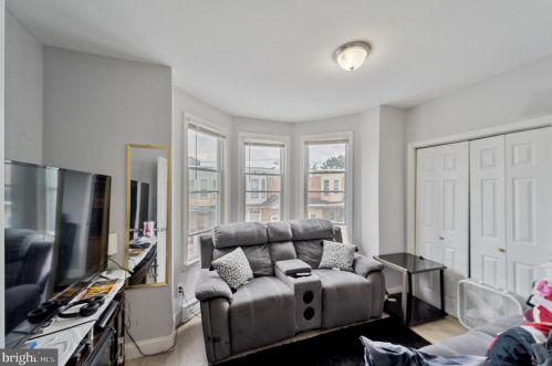 4048 Marshall St, Philadelphia PA 19140-2505 exterior