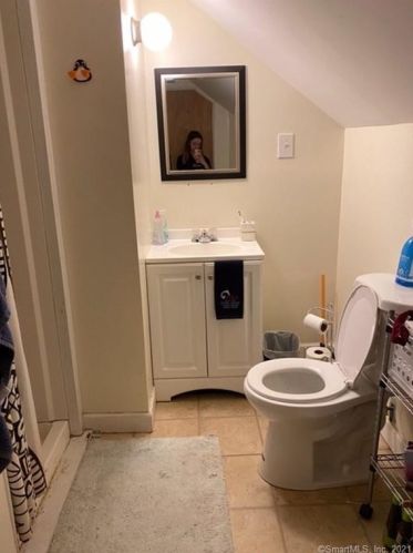 124 Stratford Rd, New Britain CT  06053-3238 exterior