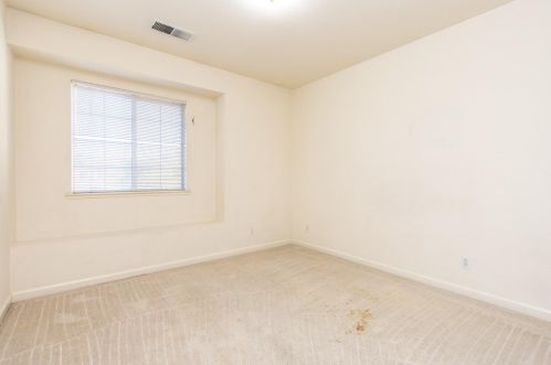 962 Ashford Dr, Turlock CA 95382-0262 exterior