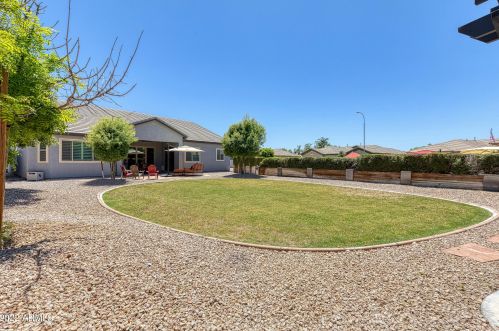 6558 Neuman Pl, Chandler AZ 85225-4223 exterior