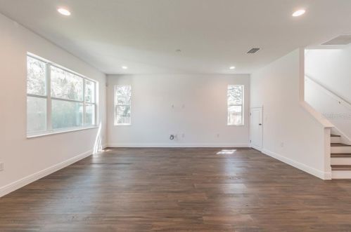 2113 Carmen St, Tampa FL 33606-1202 exterior