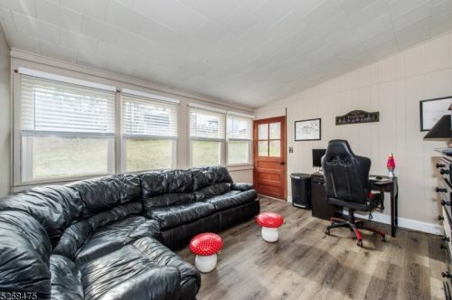 11 Duncan Ln, Rockaway NJ  07866-2807 exterior