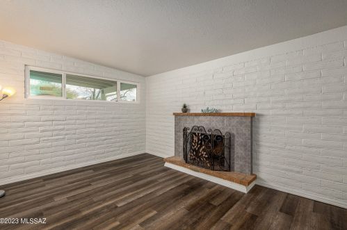 8189 20th St, Tucson AZ  85710-5960 exterior