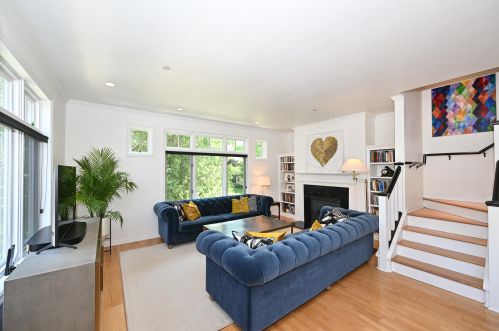 2226 Edgewood Ave, Milwaukee WI  53211-2938 exterior