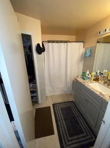 5218 Florida Holly Dr, Orlando FL 32811-7927 exterior