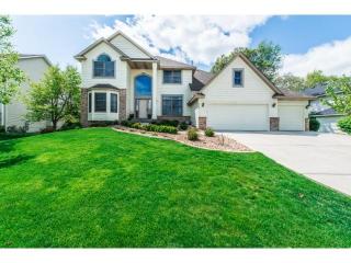 4913 Slater Rd, Saint Paul, MN 55122-2369