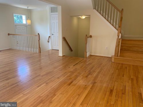 11359 Morning Gate Dr, Rockville MD  20852-3147 exterior