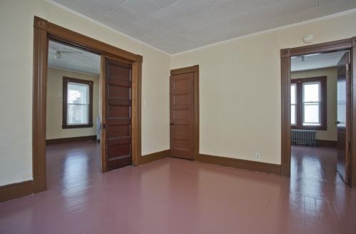 49 Palmer Ave, Springfield MA 01108-1009 exterior