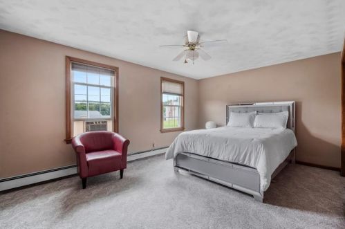 273 Oregon Ave, Woonsocket RI  02895-4959 exterior