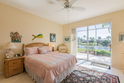 14254 Manchester Dr, Naples FL 34114-8624 exterior