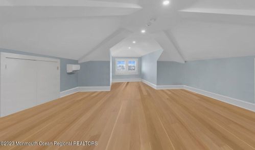 400 Newark Ave, Point Pleasant Beach NJ 08742-4141 exterior