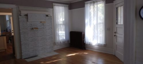 723 County St, Waukegan IL 60085-8104 exterior