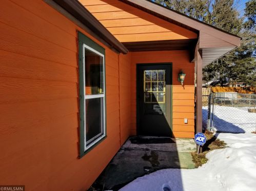 817 County Rd B, Saint Paul MN 55113-4532 exterior